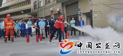 . 纪念119诞生28周年，中铁118举办消防演习