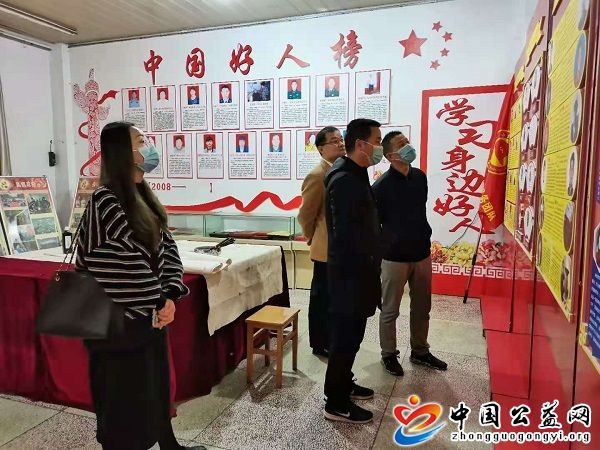  . 界首市开展网络文明传播暨志愿者培训活动