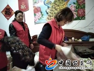  . 独居老人的小棉袄又来了