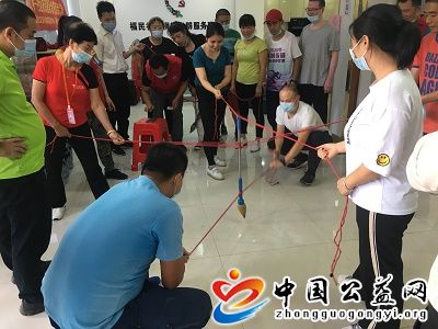  . 话社区，促文明―社区来深建设者交流会活动