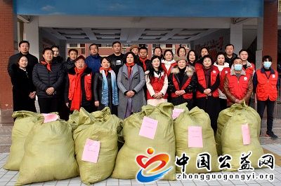 衣暖,人心,情暖,寒冬,山东,单县,举行,爱心, . 衣暖人心，情暖寒冬
