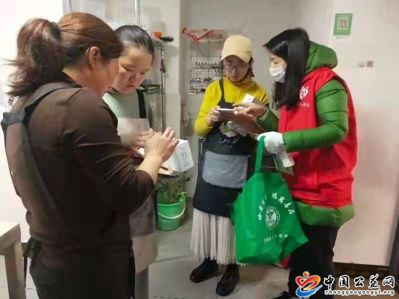 浙江,泰顺,党群,志愿者,走村,入户,宣传,助推, . 浙江泰顺：党群志愿者走村入户宣传，助推文明创建入民心