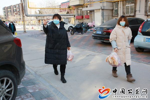 天津,滨海,元旦,节前,走访,送,关怀,“,中国, . 天津滨海：元旦节前走访送关怀“精准扶贫”真情帮扶暖人心