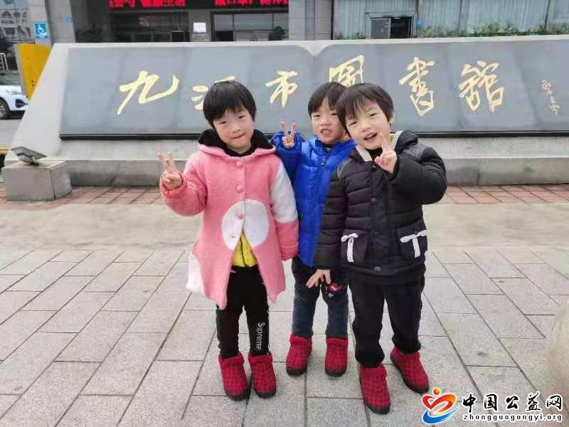 江西,九江,扶贫,助孤,―,武宁,义工,在,行动, . 江西九江：扶贫助孤――武宁义工在行动