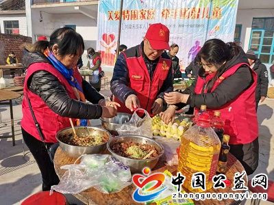 冬,日暖,阳洒,山村,爱心,饺子,格外,香,《, . 冬日暖阳洒山村 爱心饺子格外香