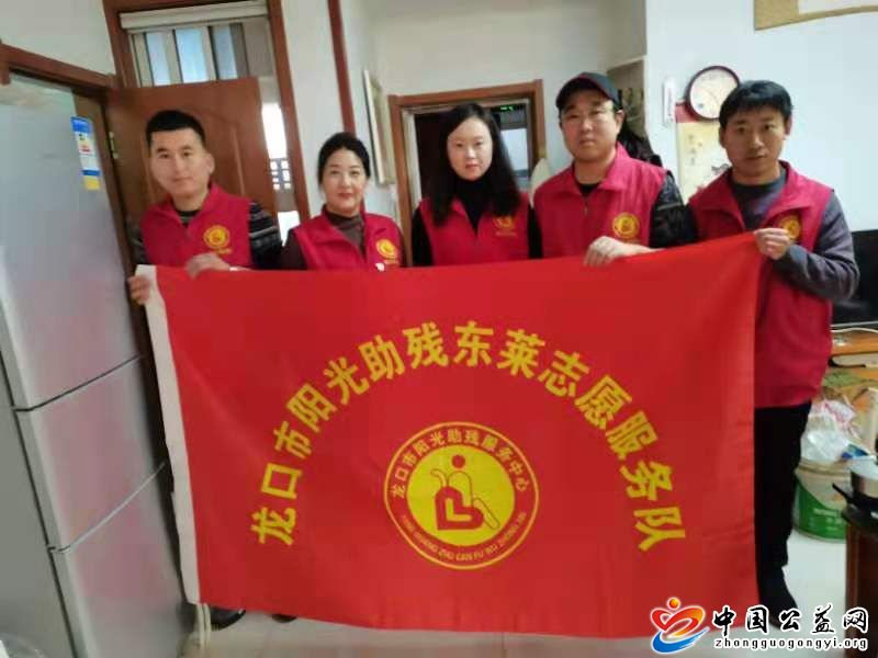 冬至,送,爱心,志愿者,关爱,空巢,老人,中国, . 冬至送爱心 志愿者关爱空巢老人！