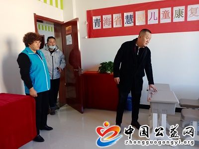 西宁,“,暖心饺子,”,让,智障,孩子们,笑,开了, . 西宁“暖心饺子”让智障孩子们笑开了怀