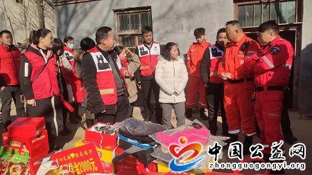 民权,斑马,元旦,献,爱心,《,中国公益网,》, . 民权斑马元旦献爱心