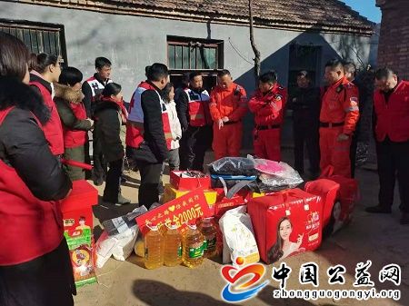 民权,斑马,元旦,献,爱心,《,中国公益网,》, . 民权斑马元旦献爱心