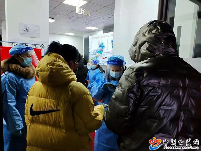 抗击,疫情,红十字,志愿者,在,行动,中国,公益, . 抗击疫情 红十字志愿者在行动