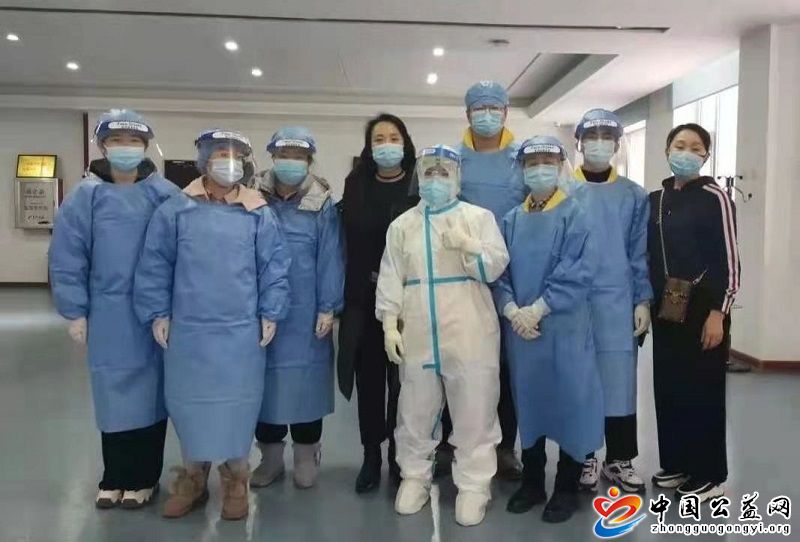 抗击,疫情,红十字,志愿者,在,行动,中国,公益, . 抗击疫情 红十字志愿者在行动