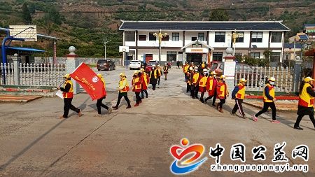 慈利,义工,甘当,防疫,筑墙,人,申中村,义工,站, . 慈利义工 甘当防疫筑墙人