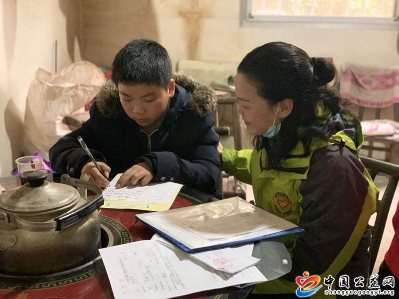 把,爱,带回家,亲情,陪伴,度,寒假,中国,公益, . 把爱带回家 亲情陪伴度寒假