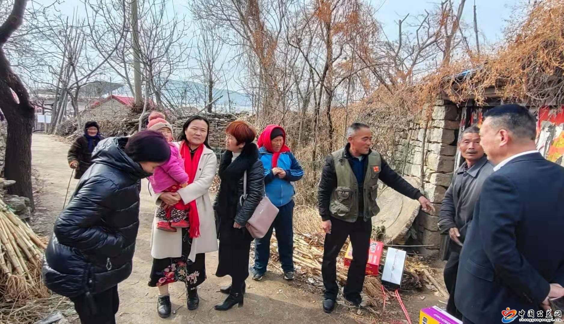 元宵,佳节,慰问,走访,关爱,暖,人心,中国,公益, . 元宵佳节慰问走访关爱暖人心