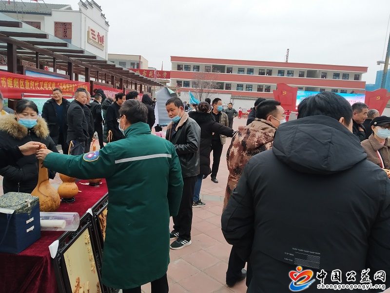 开展,“,文明健康,有,你有,我,”,送,健康, . 开展“文明健康，有你有我”送健康科普宣传活动