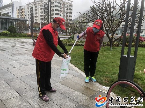 山水,一抹,红,靓丽,在,盐田,《,中国公益网,》, . 山水一抹红 靓丽在盐田