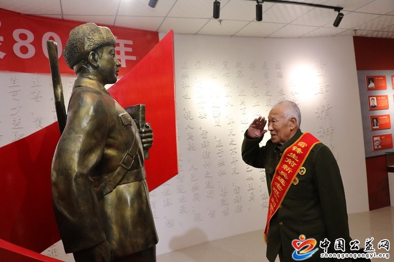 雷锋,的,老,班长,来给,我们,讲,中国,公益,网, . 雷锋的老班长来给我们讲雷锋