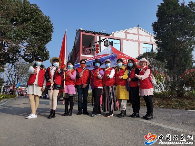 市,义,工联,为,烽烟,古镇,桃花,节,助力,中国, . 市义工联为烽烟古镇桃花节助力