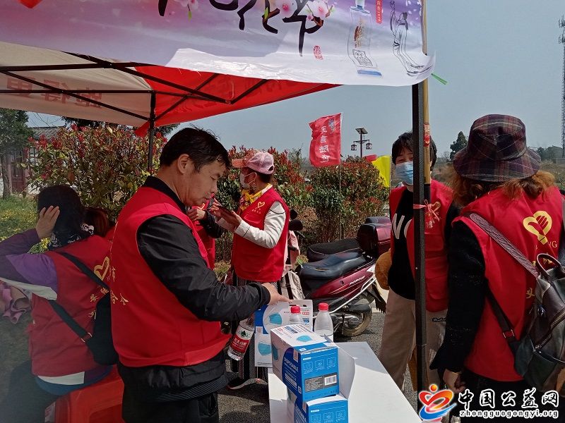 市,义,工联,为,烽烟,古镇,桃花,节,助力,中国, . 市义工联为烽烟古镇桃花节助力