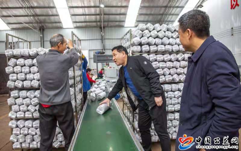 奋力,在,新征程,新,征程,路上,鲁山县,瓦屋镇, . 奋力在新征程路上鲁山县瓦屋镇以“三牛”精神开好局