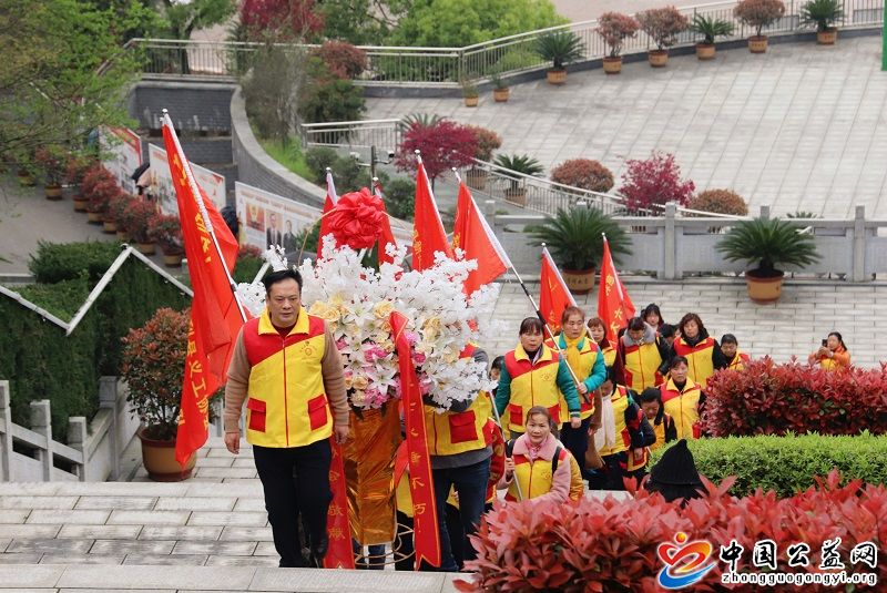 把,坚定,信仰,融入,血液,让,忠实,实践,入脑, . 把坚定信仰融入血液 让忠实实践入脑入心
