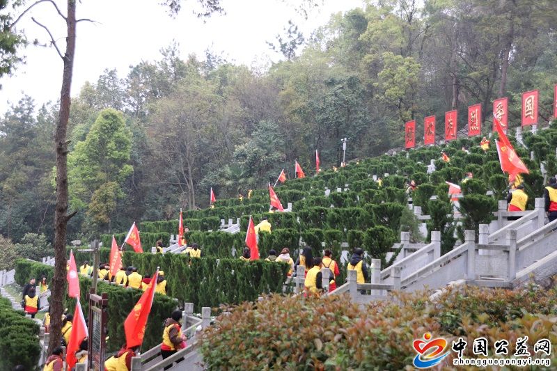 把,坚定,信仰,融入,血液,让,忠实,实践,入脑, . 把坚定信仰融入血液 让忠实实践入脑入心