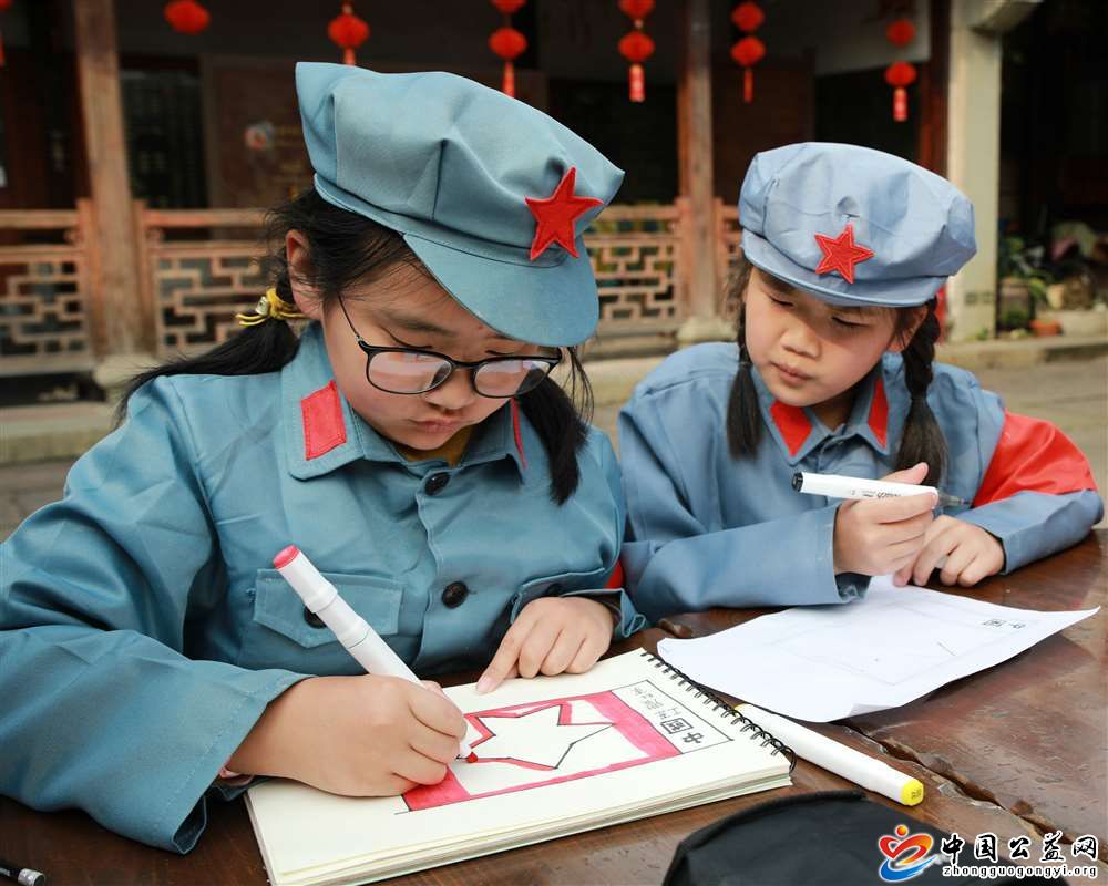 听,革命,红色,故事,感受,艰苦,岁月,重温,建党, . 听革命红色故事 感受艰苦岁月 重温建党百年历程