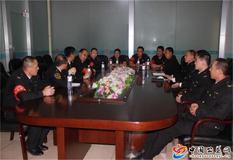 温馨,巴士,内部,办,“,驾校,”,理论,实操, . 温馨巴士内部办“驾校”理论+实操，驾驶员回炉练技能