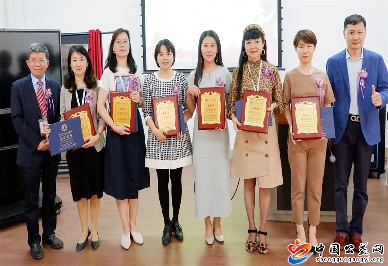 高校,指导,青,少儿,语言,评价,标准,制定,中国, . 高校指导青少儿语言评价标准制定