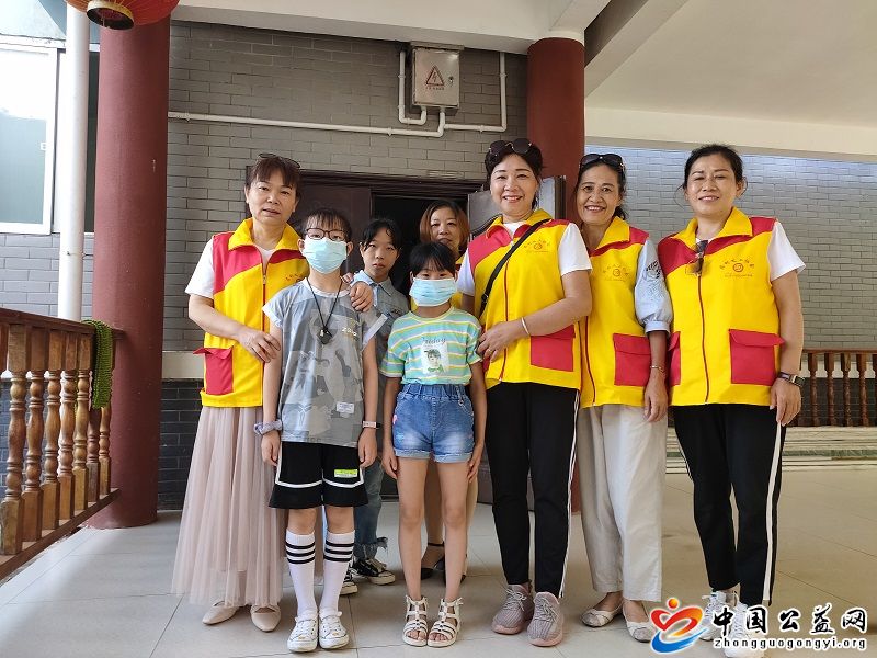 【,慈利,义工,】,学史,力行,粽香,飘进,福利院, . 【慈利义工】学史力行 粽香飘进福利院